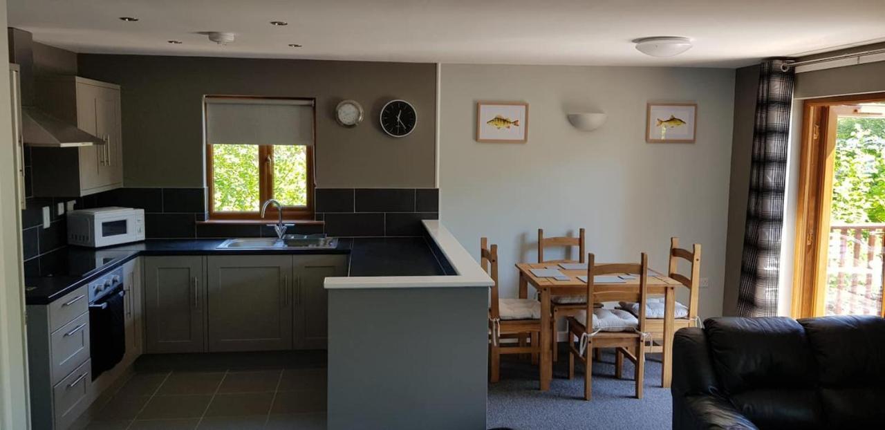 Walnut Lodge, Summerhayes Bridgwater Exteriör bild